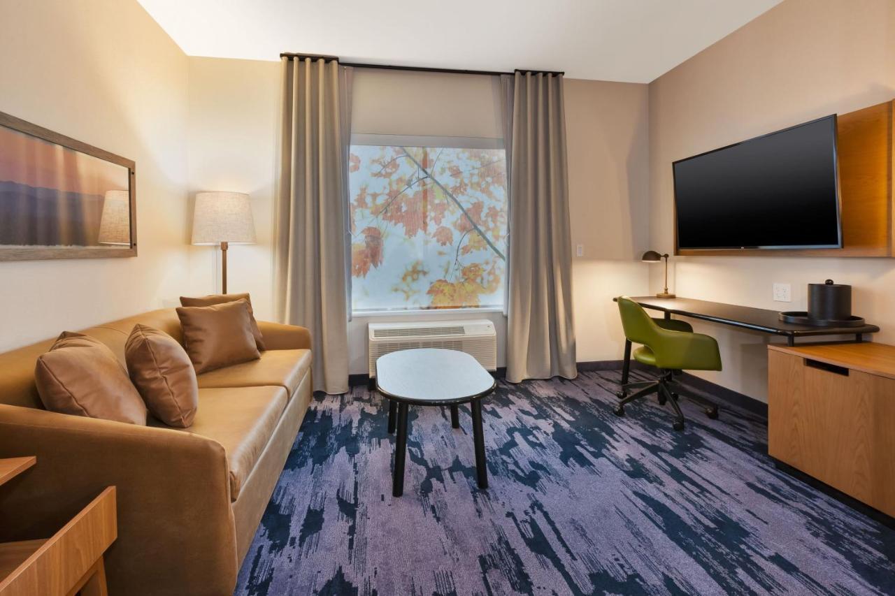 Fairfield By Marriott Inn & Suites Grand Rapids North Уолкер Экстерьер фото
