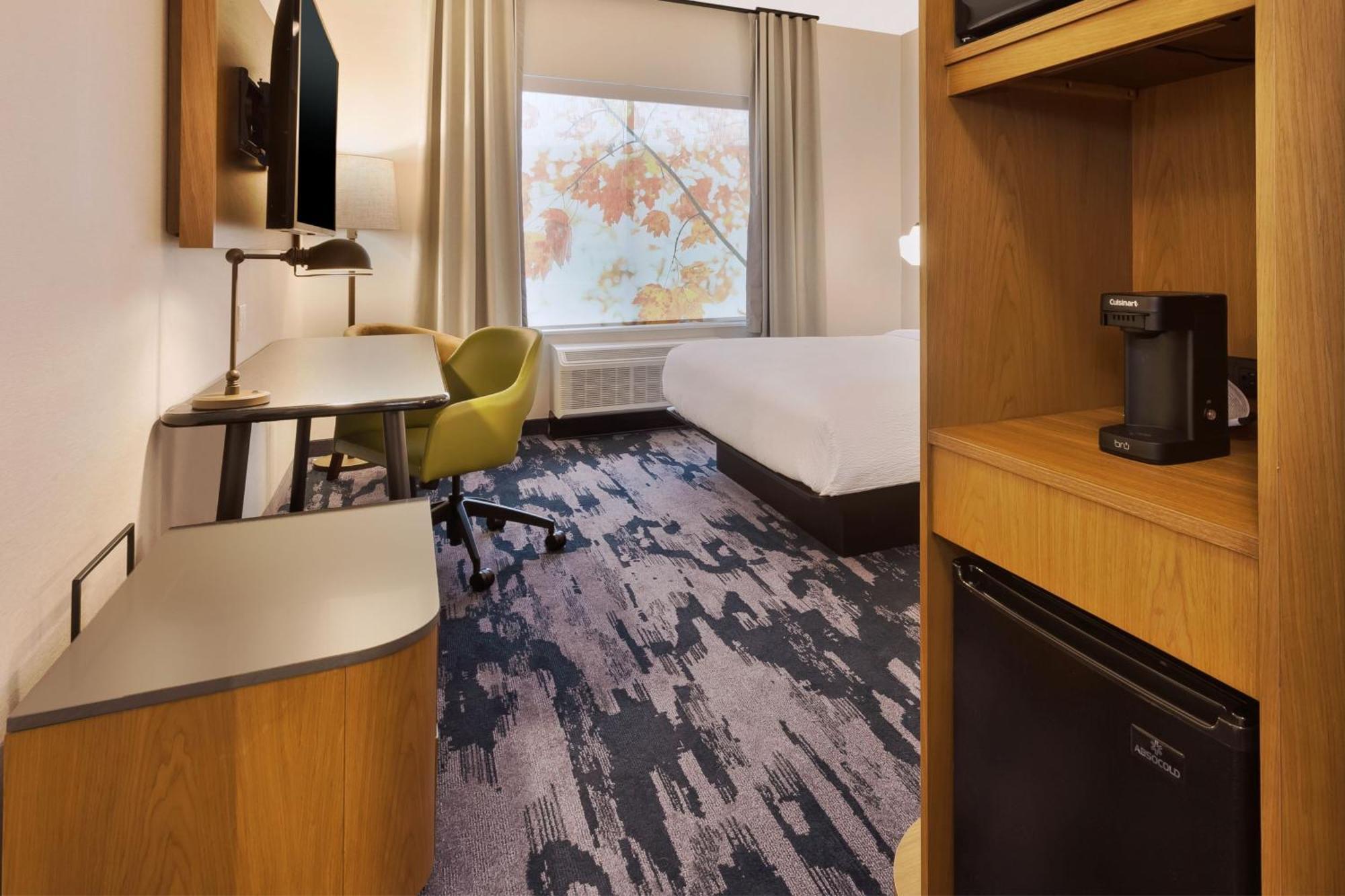 Fairfield By Marriott Inn & Suites Grand Rapids North Уолкер Экстерьер фото